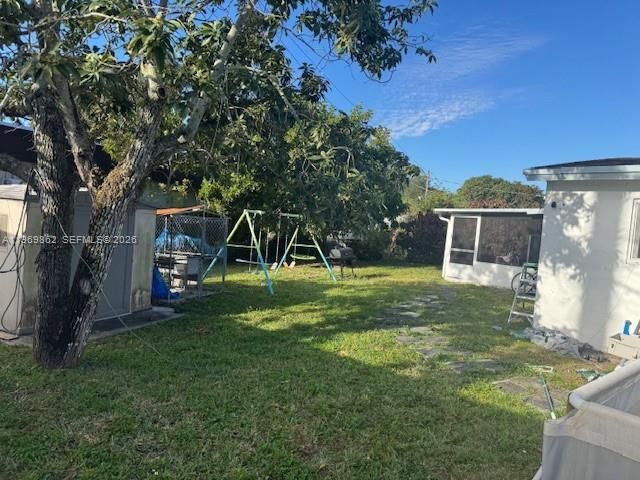 4020 SW 50th St, Dania Beach, FL 33314