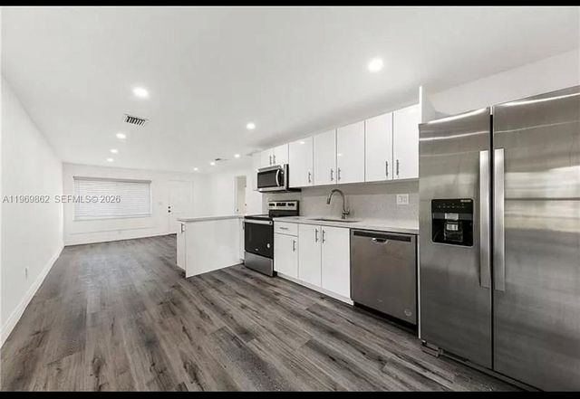 4020 SW 50th St, Dania Beach, FL 33314