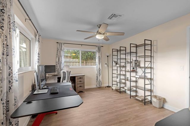 2861 SW 9th Street, Boynton Beach, FL 33435