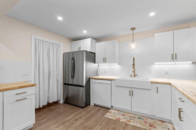 2861 SW 9th Street, Boynton Beach, FL 33435