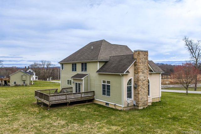 107 Breeze Hill Road, New Hampton, NY 10958