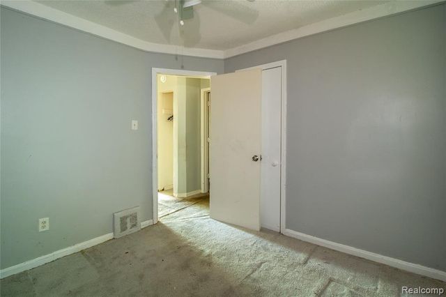 8863 Marlowe Street, Detroit, MI 48228
