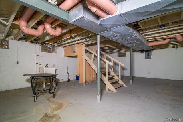 8863 Marlowe Street, Detroit, MI 48228