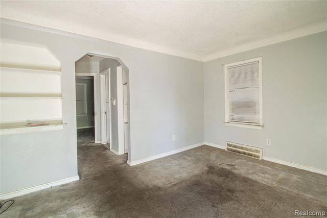 8863 Marlowe Street, Detroit, MI 48228
