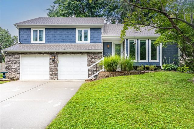 11030 Rene Street, Lenexa, KS 66215
