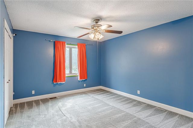 11030 Rene Street, Lenexa, KS 66215