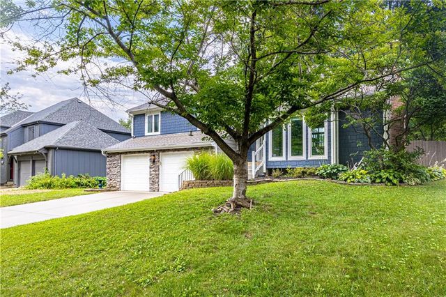 11030 Rene Street, Lenexa, KS 66215