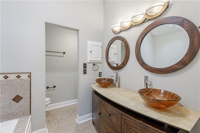 11030 Rene Street, Lenexa, KS 66215