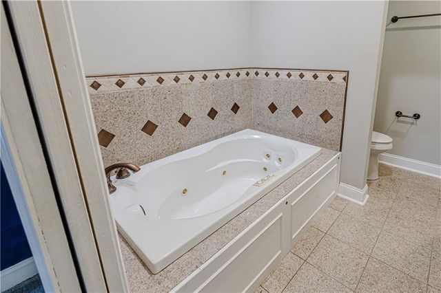 11030 Rene Street, Lenexa, KS 66215