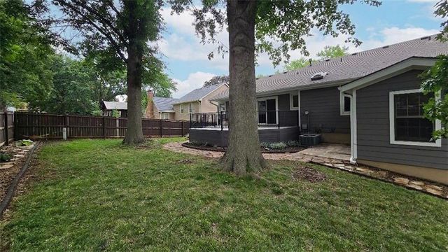 11030 Rene Street, Lenexa, KS 66215