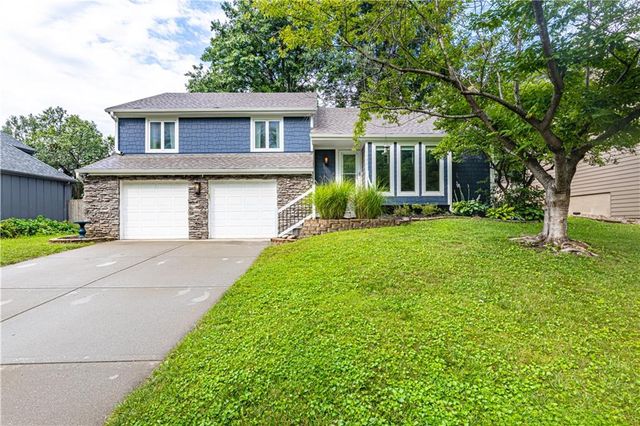 11030 Rene Street, Lenexa, KS 66215