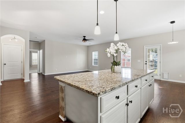 136 Spoonbill Circle, Savannah, GA 31405