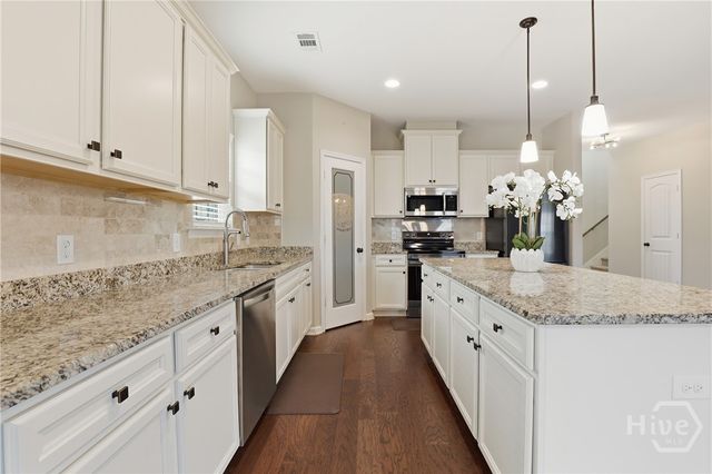 136 Spoonbill Circle, Savannah, GA 31405