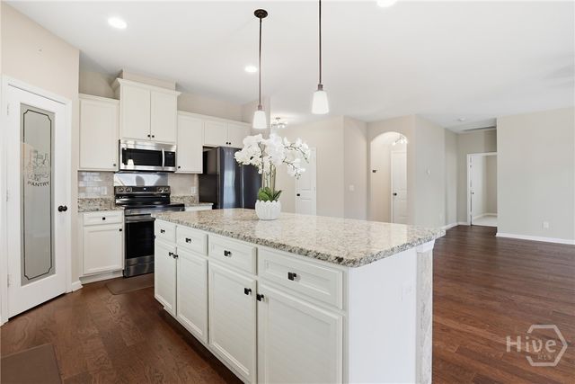 136 Spoonbill Circle, Savannah, GA 31405