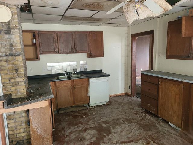227 N Harmon STREET, Waldo, WI 53093