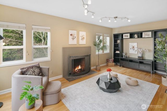 4200 SW Atlantic Street, Seattle, WA 98116