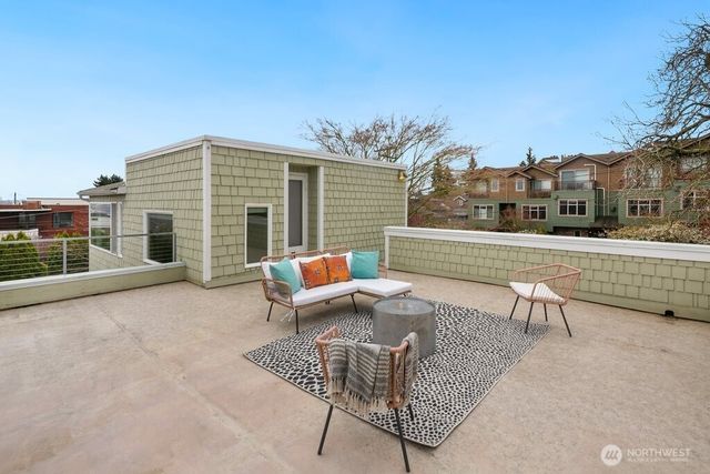 4200 SW Atlantic Street, Seattle, WA 98116