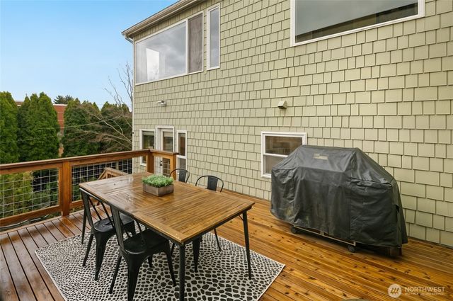 4200 SW Atlantic Street, Seattle, WA 98116