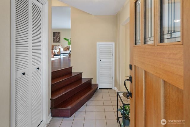 4200 SW Atlantic Street, Seattle, WA 98116