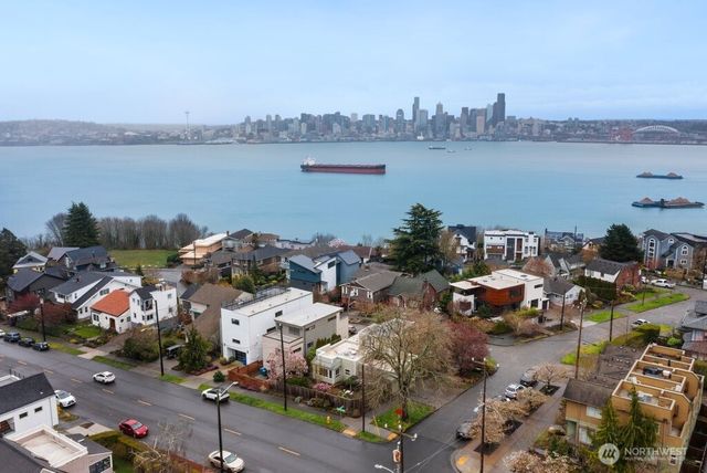 4200 SW Atlantic Street, Seattle, WA 98116