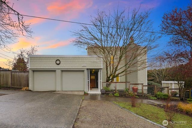 4200 SW Atlantic Street, Seattle, WA 98116