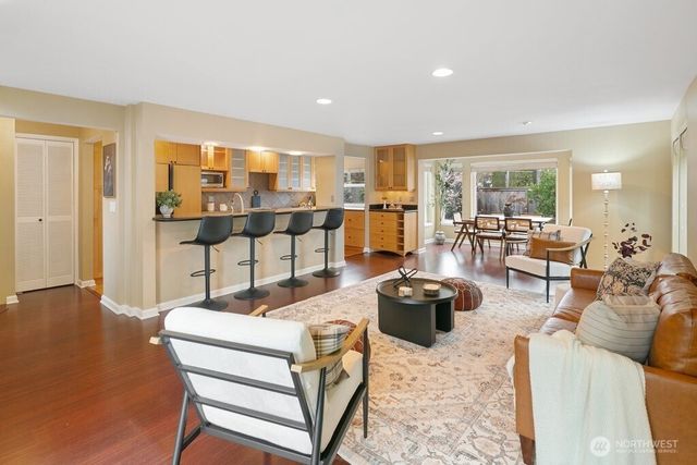 4200 SW Atlantic Street, Seattle, WA 98116