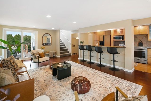 4200 SW Atlantic Street, Seattle, WA 98116