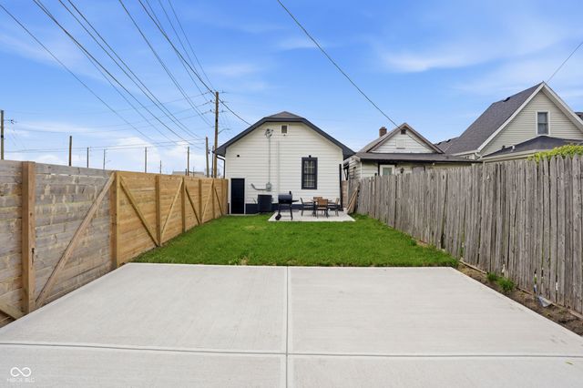 1145 S West Street, Indianapolis, IN 46225