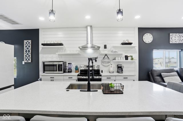 1145 S West Street, Indianapolis, IN 46225