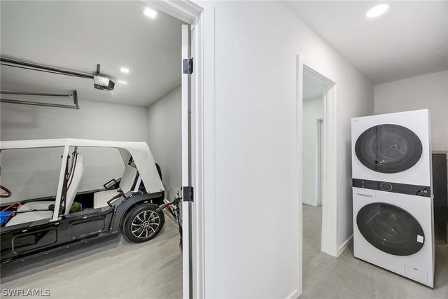 24 RIVARD RD, Naples, FL 34112