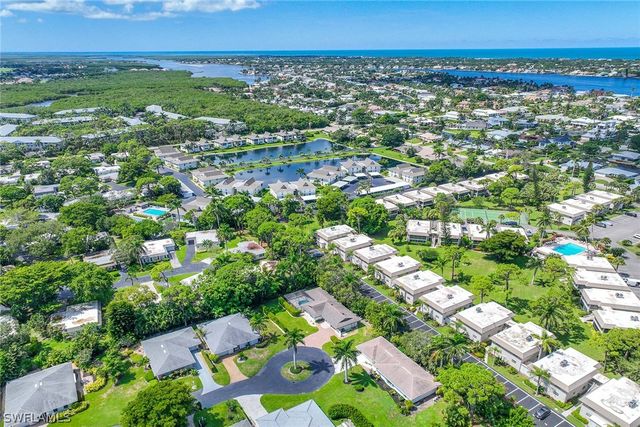 24 RIVARD RD, Naples, FL 34112