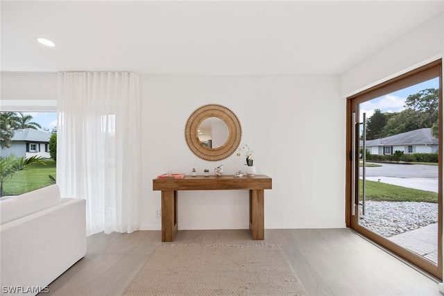 24 RIVARD RD, Naples, FL 34112