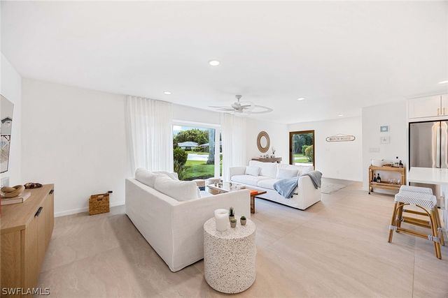 24 RIVARD RD, Naples, FL 34112