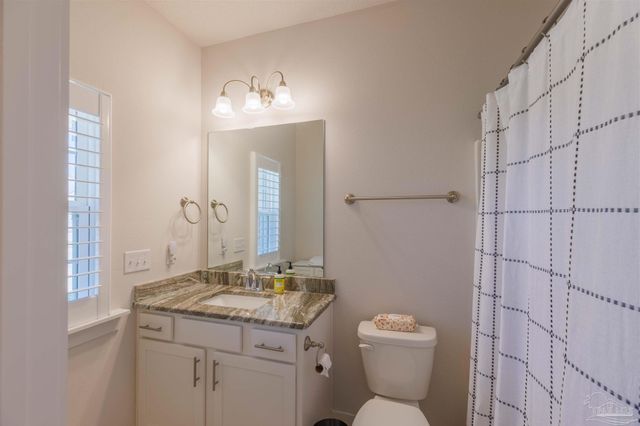 2037 Refuge Cir, Gulf Breeze, FL 32563
