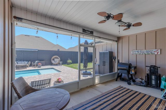 2037 Refuge Cir, Gulf Breeze, FL 32563