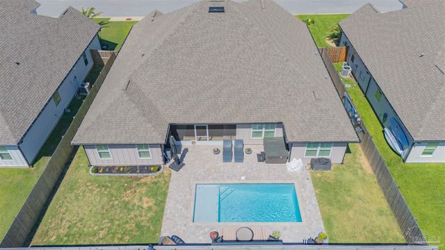 2037 Refuge Cir, Gulf Breeze, FL 32563