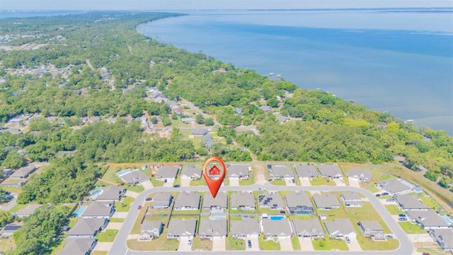 2037 Refuge Cir, Gulf Breeze, FL 32563