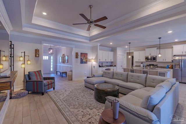 2037 Refuge Cir, Gulf Breeze, FL 32563