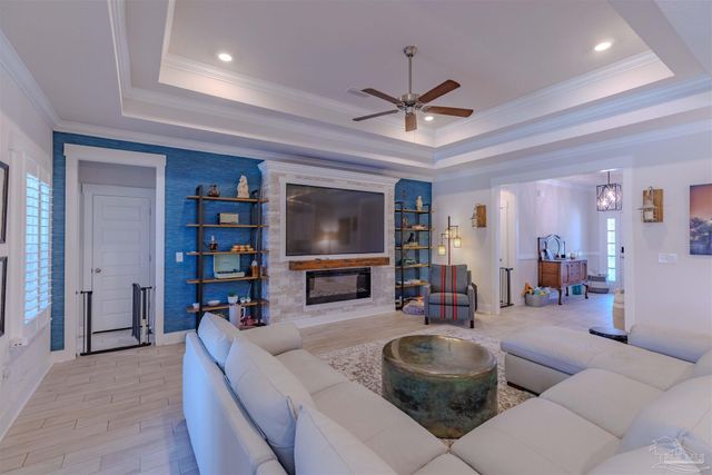 2037 Refuge Cir, Gulf Breeze, FL 32563