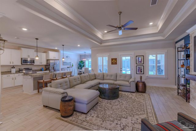 2037 Refuge Cir, Gulf Breeze, FL 32563