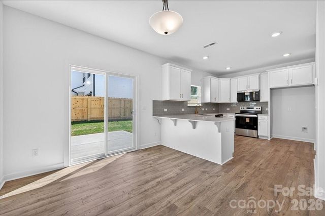 2032 Mandarin Boulevard, Charlotte, NC 28205