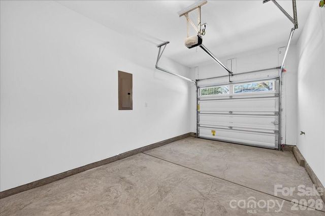 2032 Mandarin Boulevard, Charlotte, NC 28205