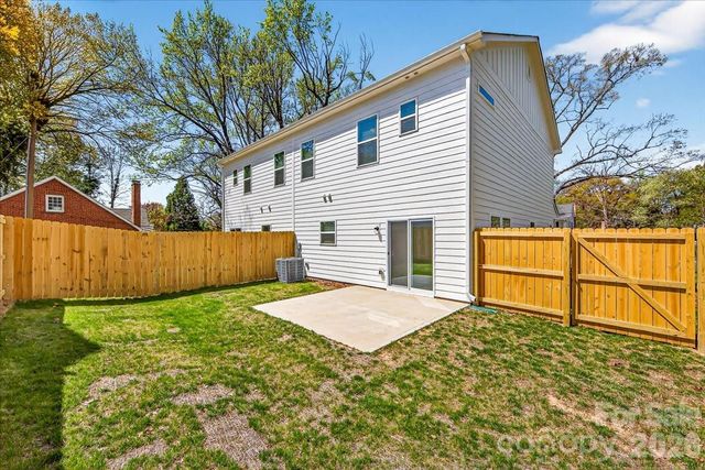 2032 Mandarin Boulevard, Charlotte, NC 28205