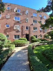 30 Saint Paul St 5, Brookline, MA 02446