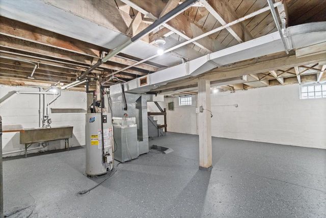 7083 N 43rd STREET, Milwaukee, WI 53209