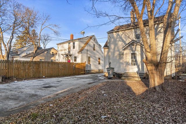 7083 N 43rd STREET, Milwaukee, WI 53209