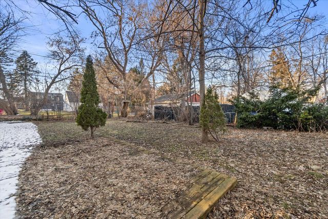 7083 N 43rd STREET, Milwaukee, WI 53209