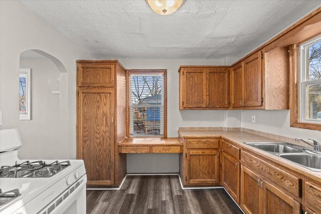 7083 N 43rd STREET, Milwaukee, WI 53209