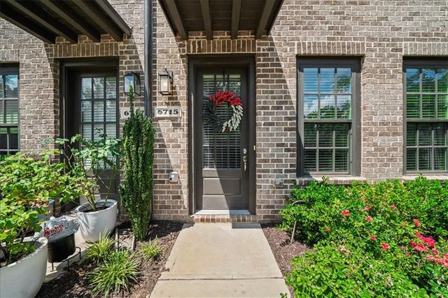 6715 Prelude Drive, Atlanta, GA 30328