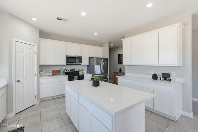 20411 W MOUNTAIN SAGE Drive W, Buckeye, AZ 85326